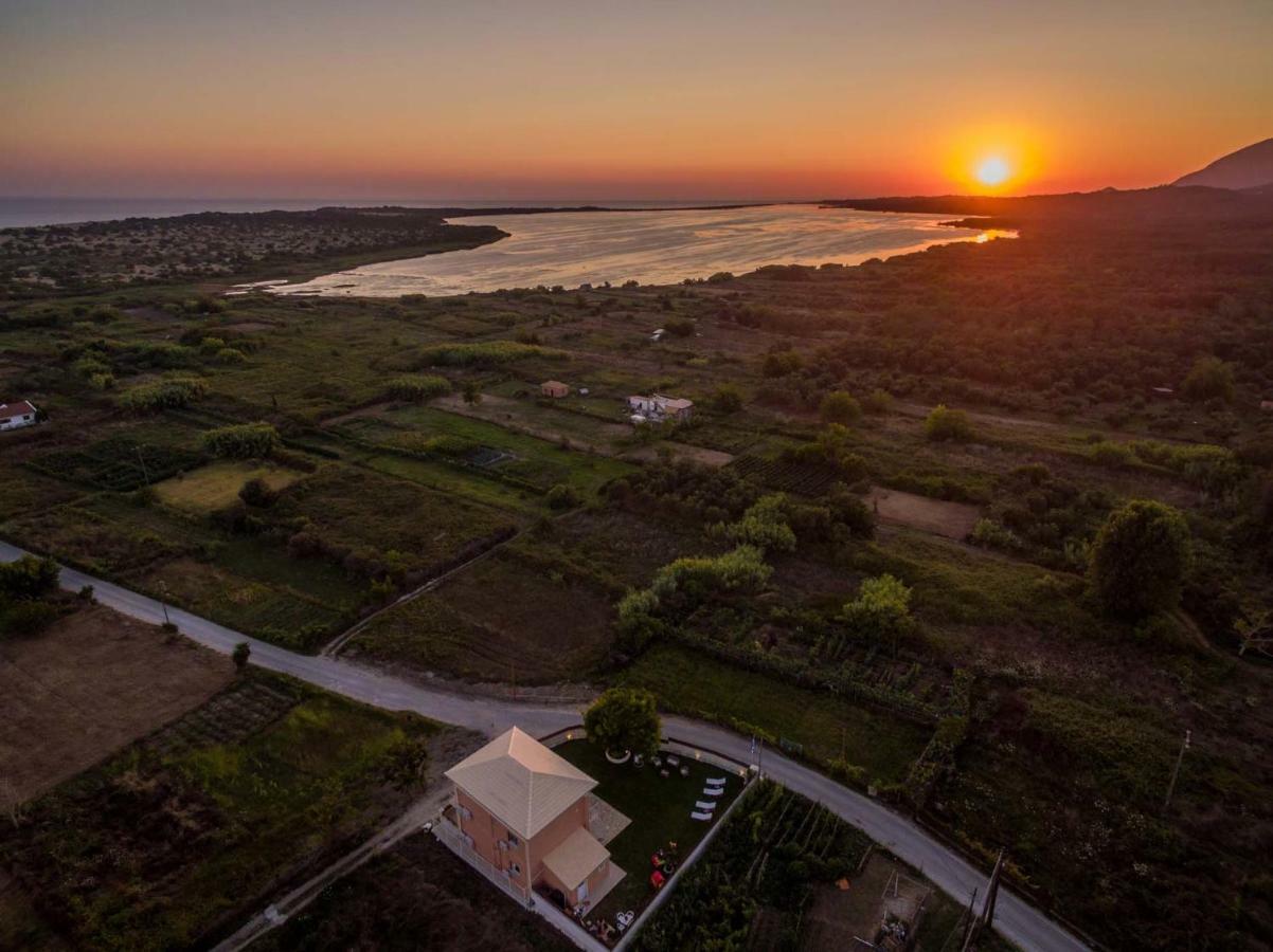 Villa Nissos Linia Bagian luar foto