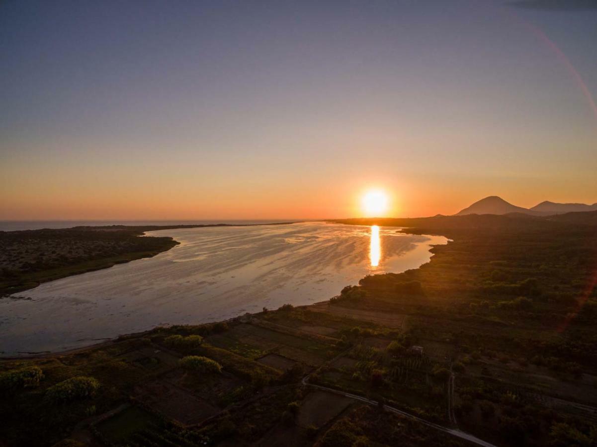 Villa Nissos Linia Bagian luar foto